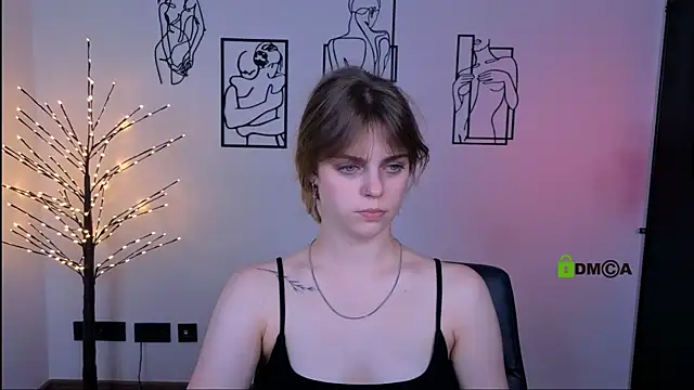 naya_may webcam