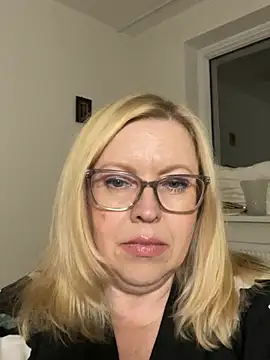 JanieLight53 webcam