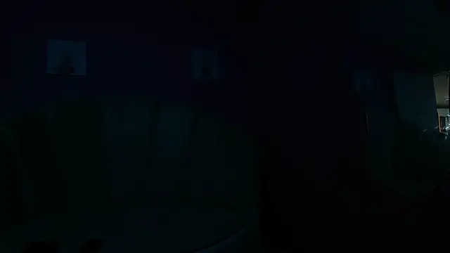 Scarlet_Glow webcam