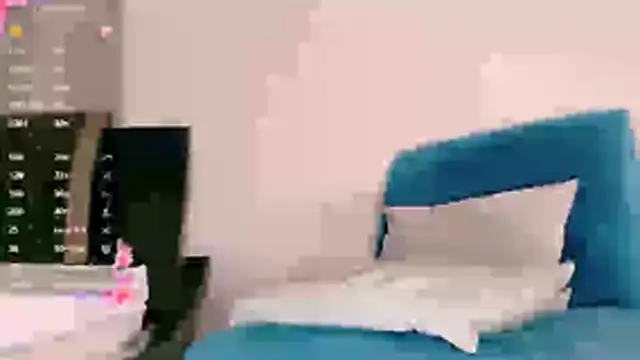 Zoe_2716 webcam