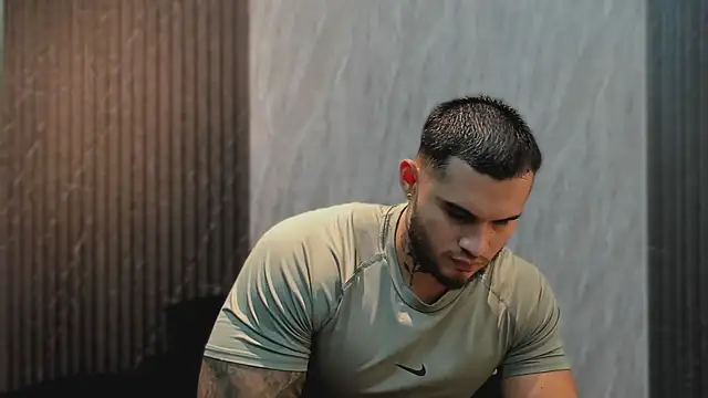 thesituationsj live cam on StripChat