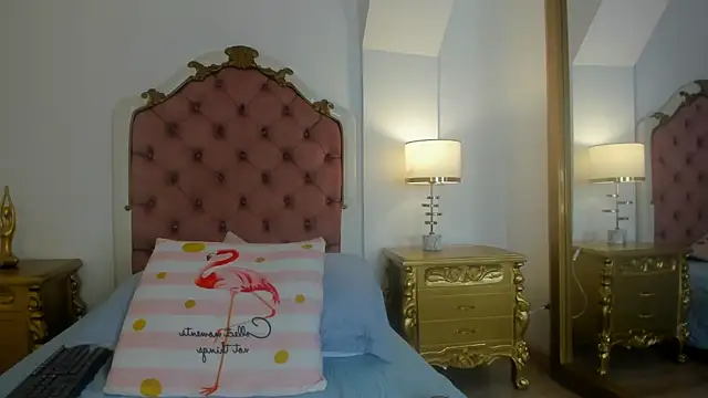 lilacoral7 webcam