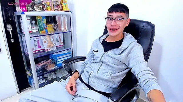 Alexx_bigcockk live cam