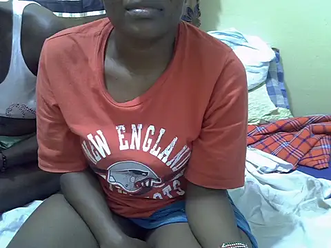 black_eebbony webcam