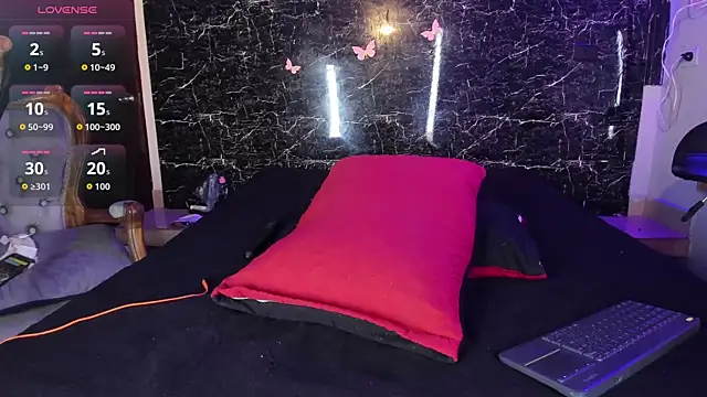 Adrian_Wolf webcam