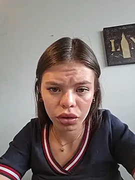 _Isabella-7 webcam