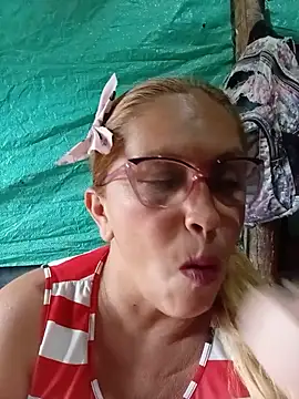 MOTHER_AND_SON09 webcam