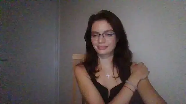 Zerinaa live cam on StripChat