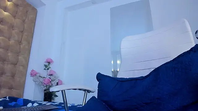 violet_giraldo webcam