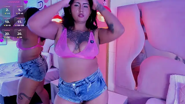 AngelaJones webcam