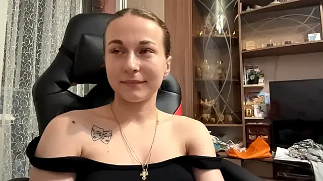TaIliedGuest live cam on StripChat