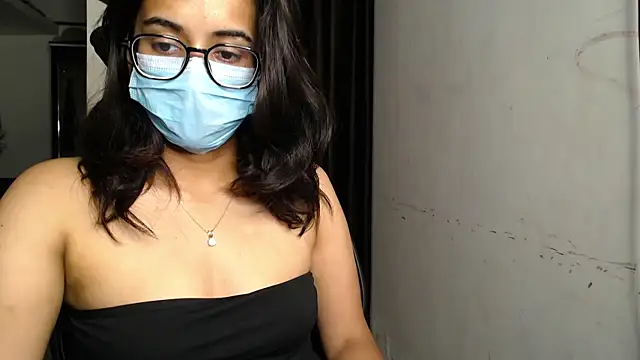 Hot_Niya2 live cam on StripChat