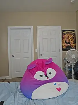 AmethystFoxx webcam