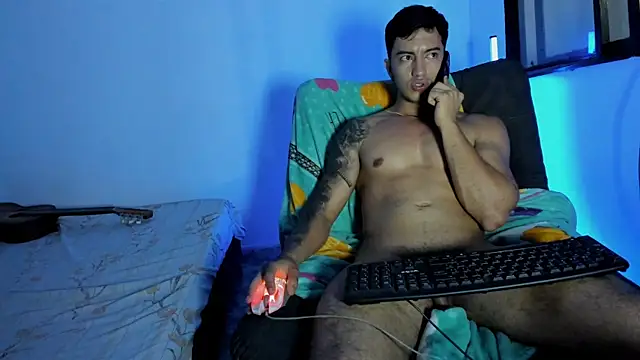 Axel_hendrick live cam on StripChat