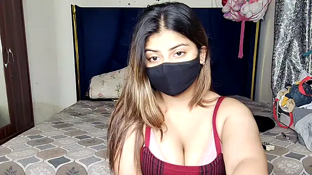 Hot-Shivangi