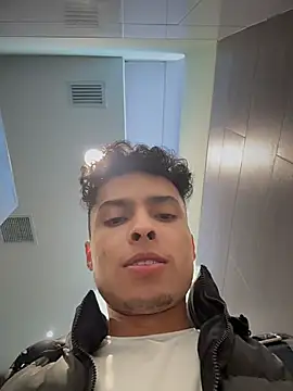 Eros_lee webcam