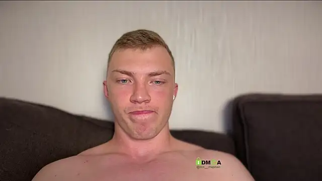 iron__chap webcam