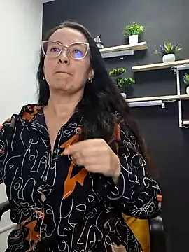 Lauryn_Jones webcam