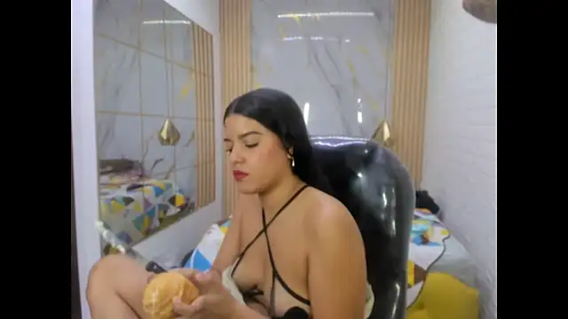 vanessa_f webcam