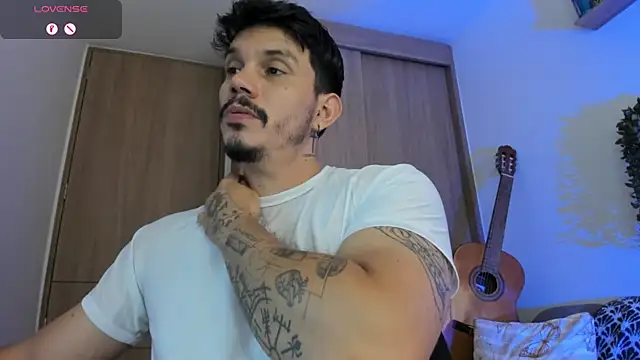 alejandro_stark webcam