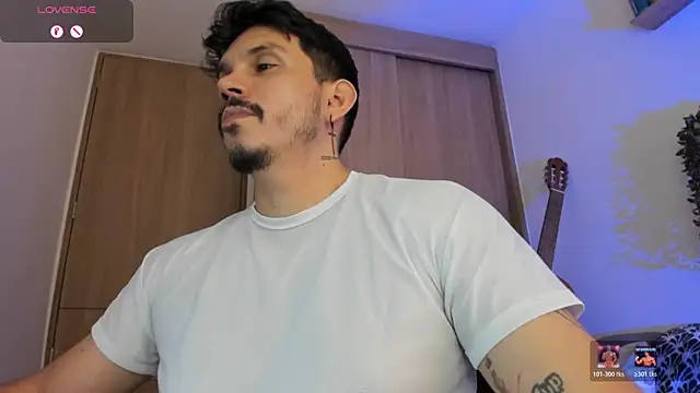 alejandro_stark webcam