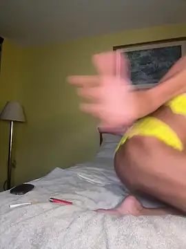 TiffaneyLove webcam