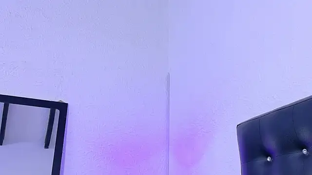 Skinny_hottie18 webcam