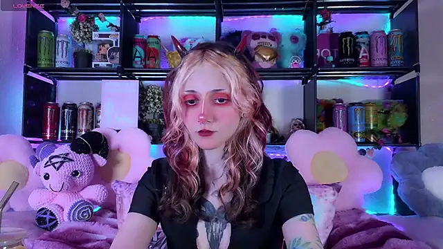 _Devill_Baby webcam