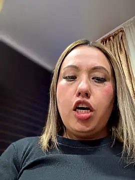 VIOLETA-25_ webcam