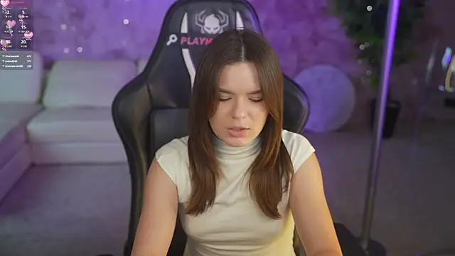 Ella_054 webcam