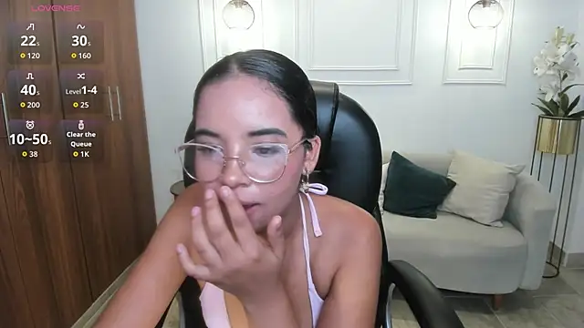 alana_martiins - Alana_martiins's free webcam - UK Sex Cams