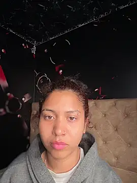 Alisha_LS webcam
