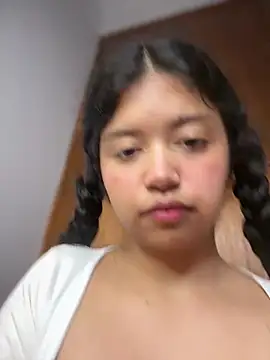 Peach_Girll webcam