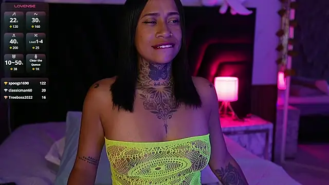 cattaleeyaa live cam on StripChat