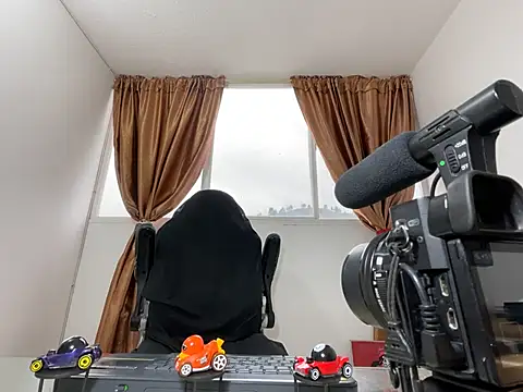 Malkon_Big live cam on StripChat
