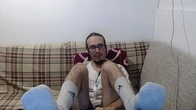 cholitohermoso live cam on StripChat