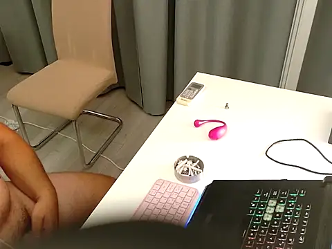 TemptingDuo live cam on StripChat