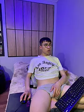 Andy_Norton live cam on StripChat