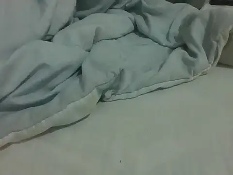 nasty-petite webcam