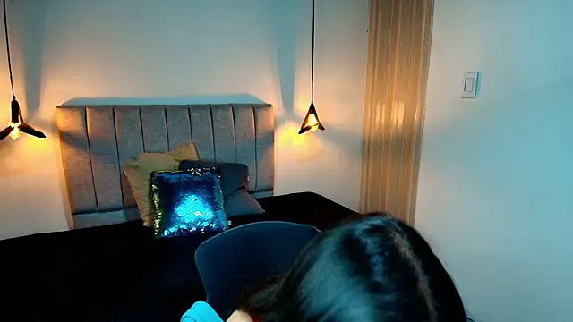 LiaCooper_ webcam