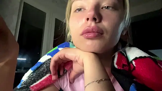 KimberliBaskerville webcam