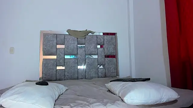 ameliaduval webcam