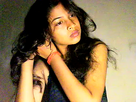 palak_0007 (F teen) - Buy new phone