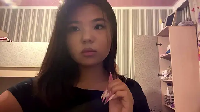 johannamickiewicz (F teen) - Tease u with my heels