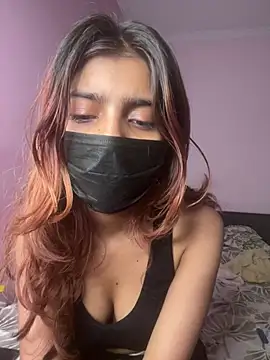 Cosmic_Queen live cam on StripChat