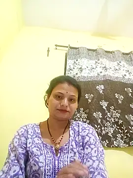 Priti_hote live cam on StripChat