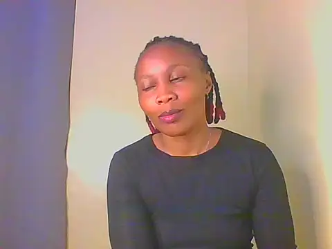 _Shantel1 live cam on StripChat