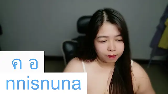 nunanunanuna live cam on StripChat