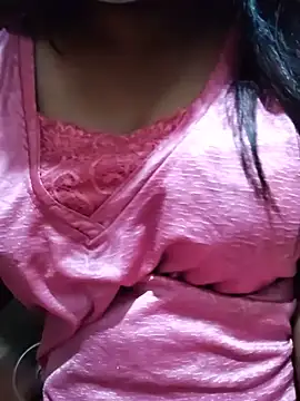 Rashmi-cute live cam on StripChat
