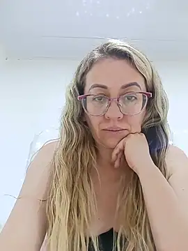 miss_hanna07 live cam on StripChat